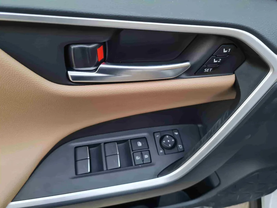 تويوتا راف فور LTD Hybrid  2025 