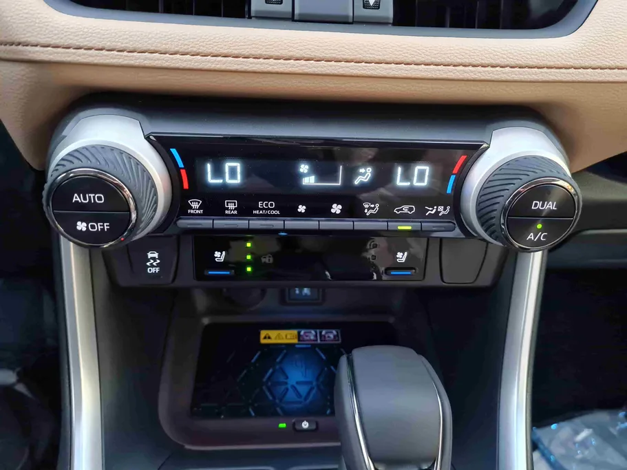 تويوتا راف فور LTD Hybrid  2025 