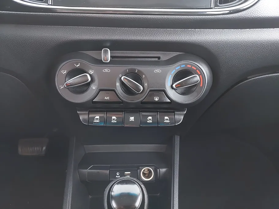 2022 Kia Pegas GLS 