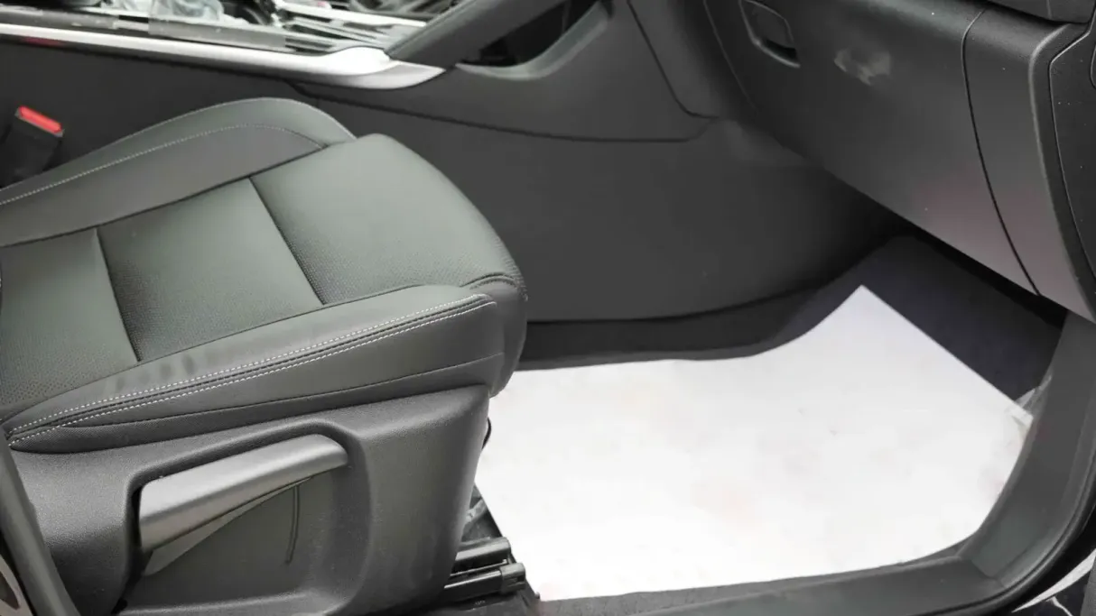 2025 Renault Koleos LE 