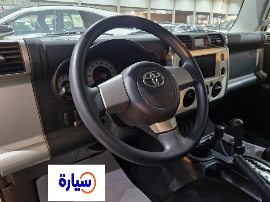 2023 Toyota FJ Cruiser STD 
