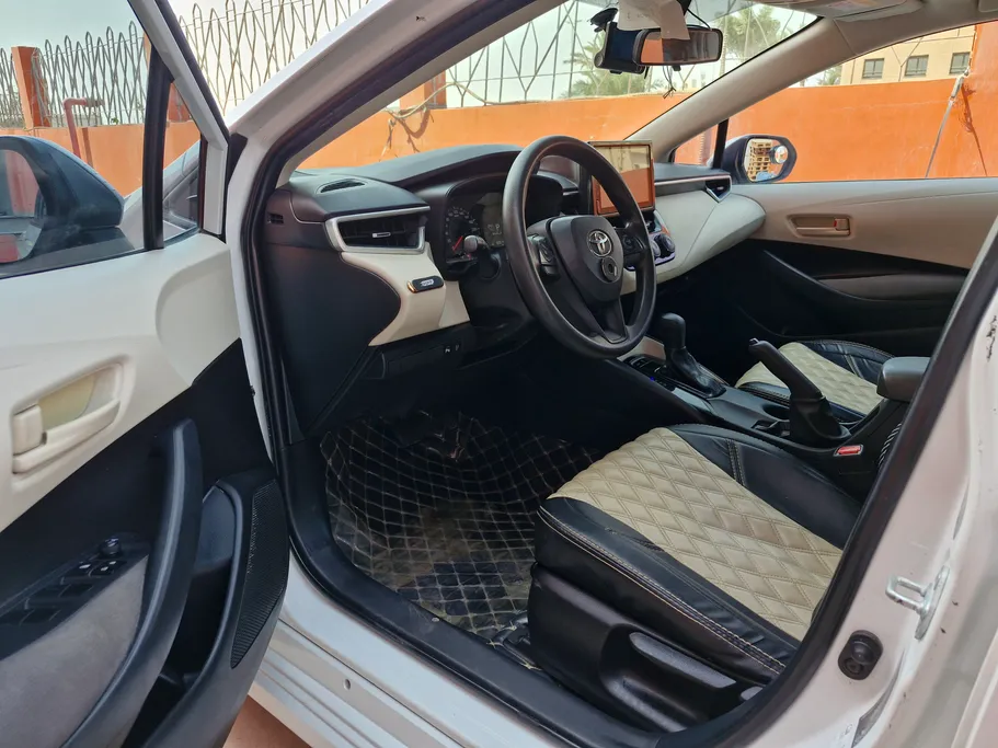 2022 Toyota Corolla XLI Executive Moonroof 
