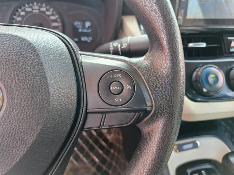 2022 Toyota Corolla XLI Executive Moonroof 