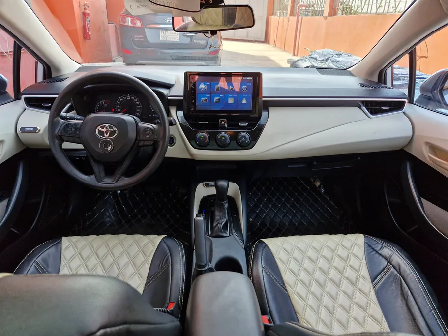 2022 Toyota Corolla XLI Executive Moonroof 