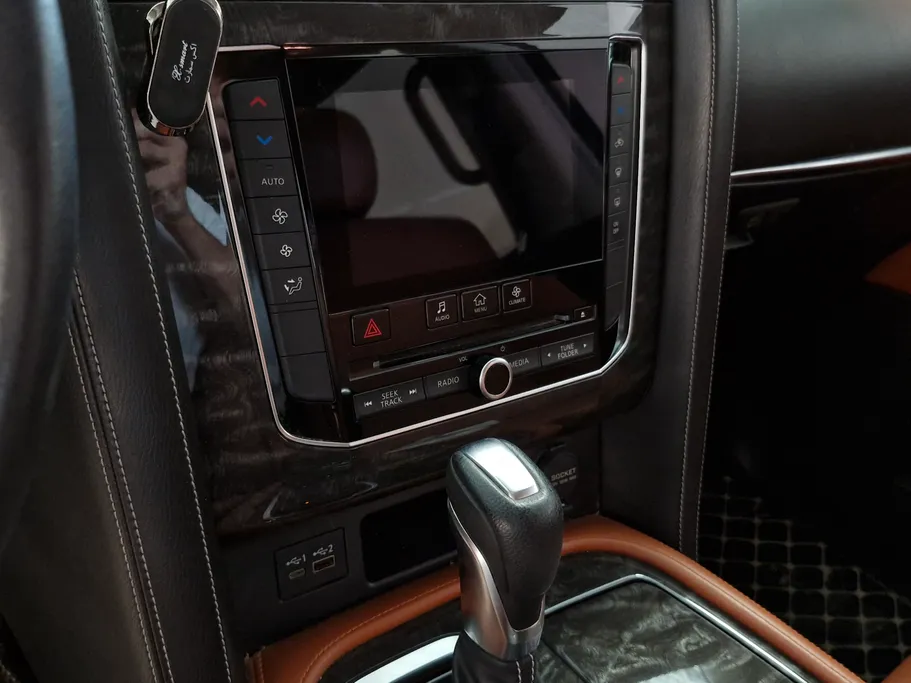 2020 Nissan Patrol Titanium 