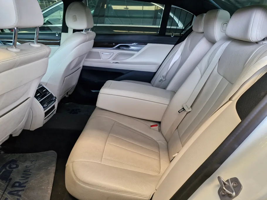 2020 BMW 7 Series 730Li 