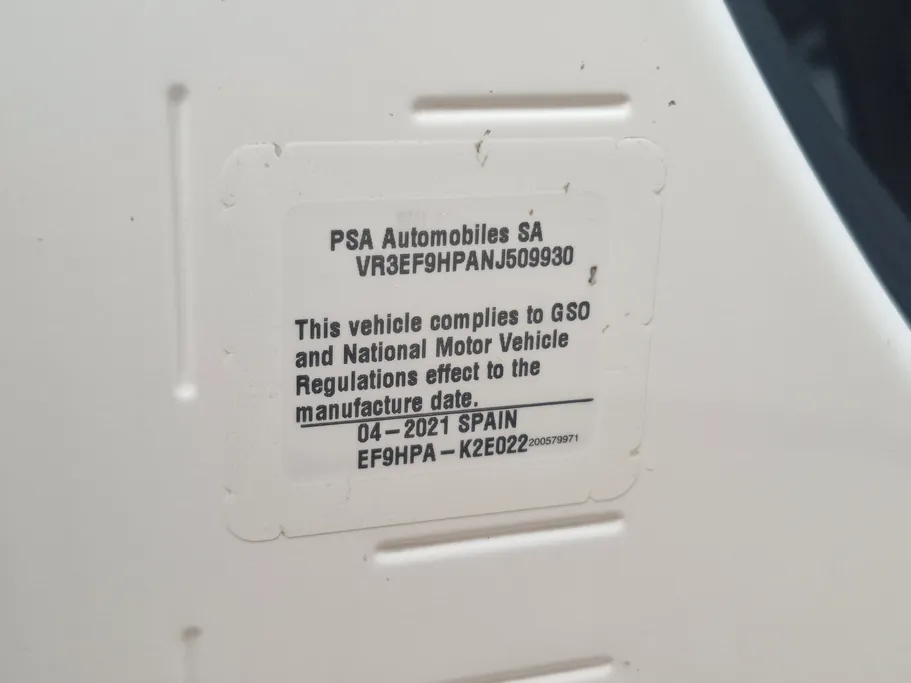 2022 Peugeot Partner Short van 