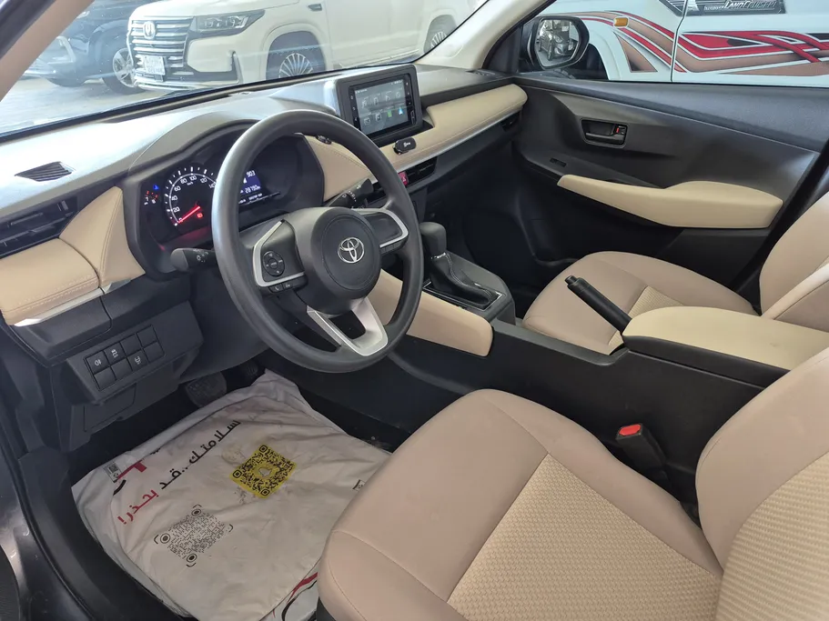 تويوتا يارس Y 2024 