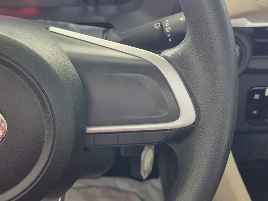 تويوتا يارس Y 2024 