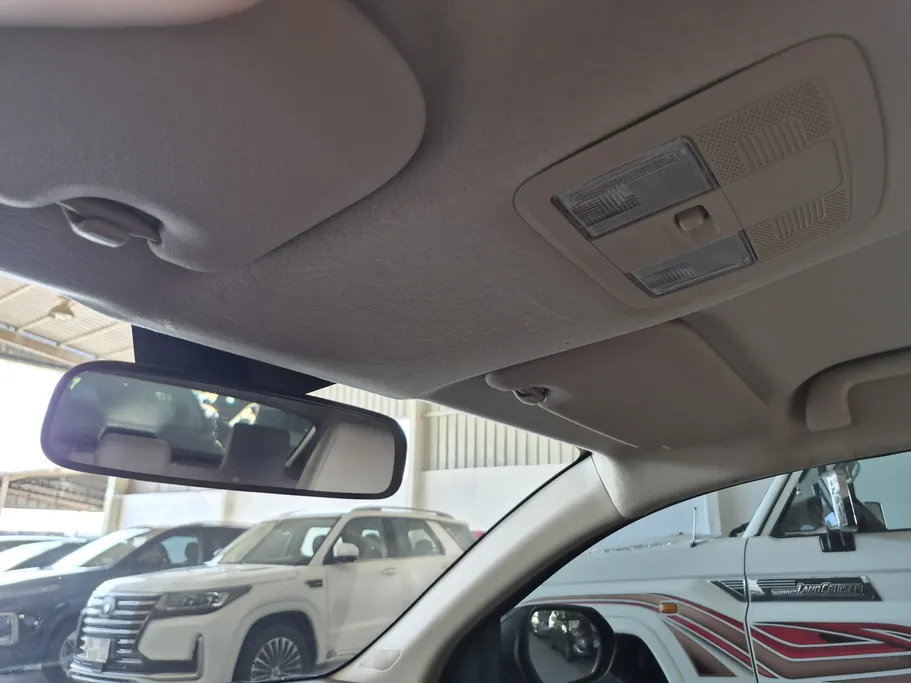 تويوتا يارس Y 2024 