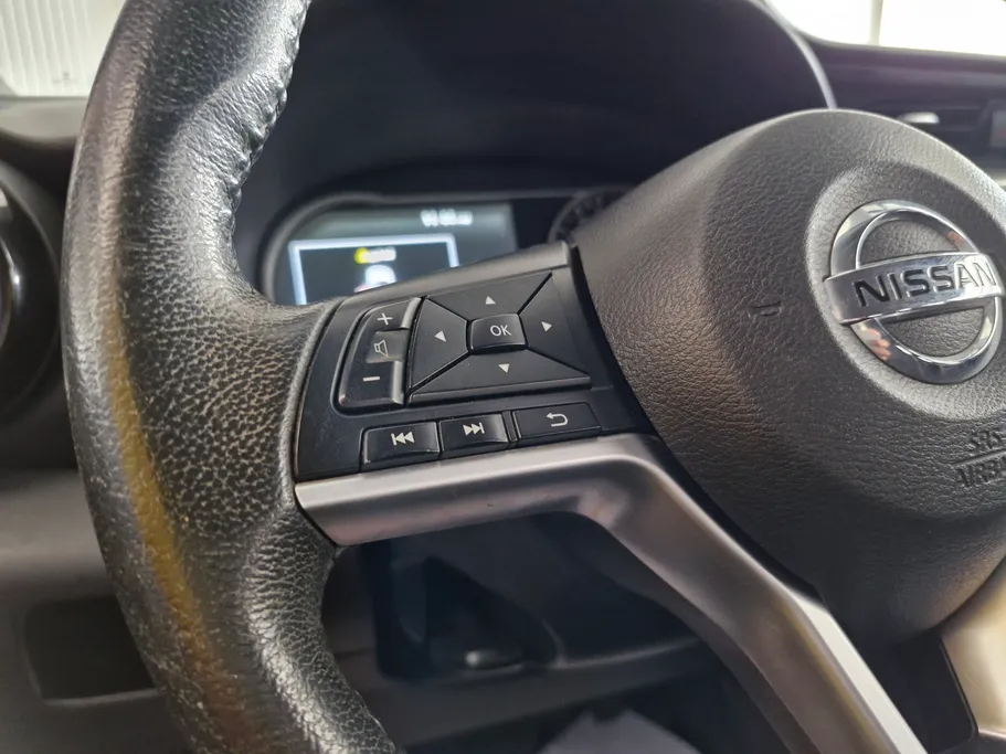 2020 Nissan Kicks S 