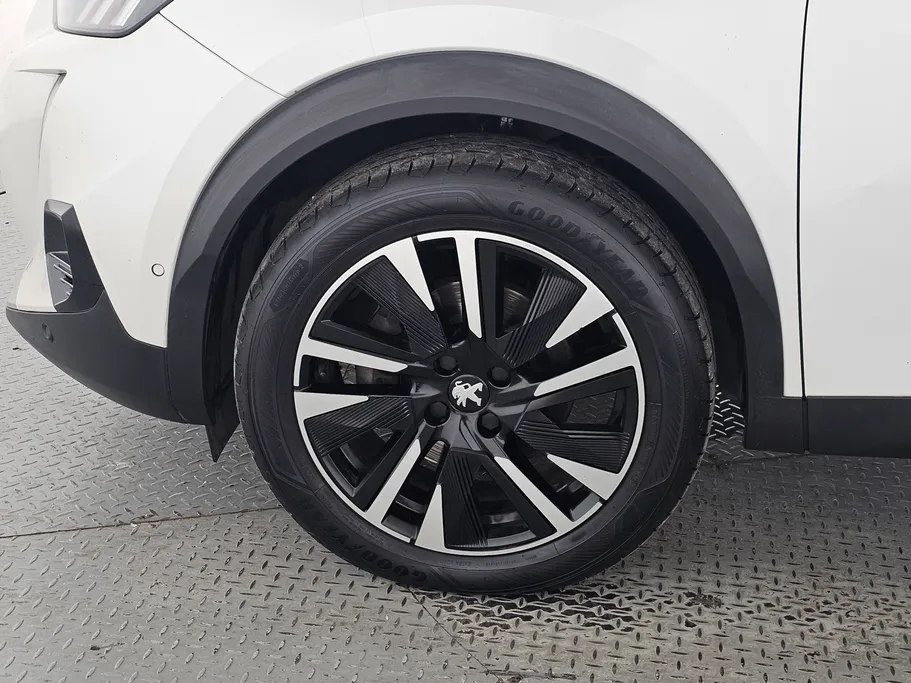 2022 Peugeot 2008 GT 
