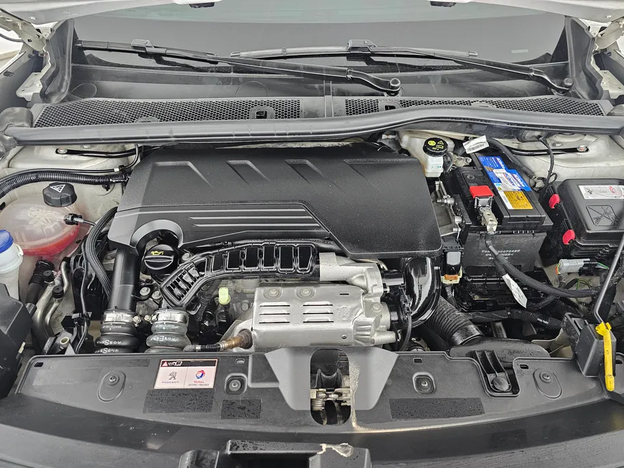 2022 Peugeot 2008 GT 