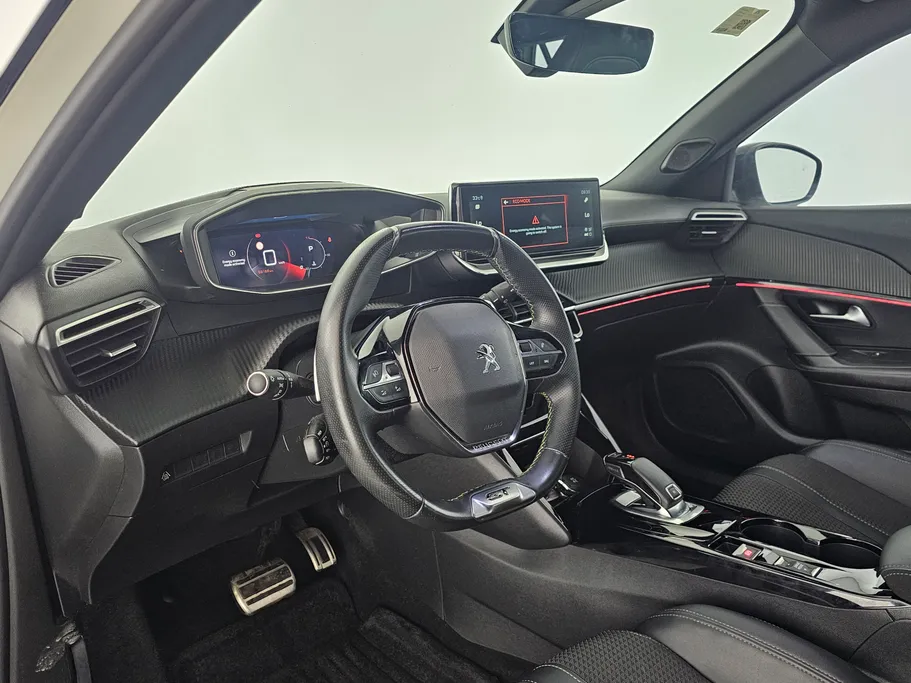 2022 Peugeot 2008 GT 