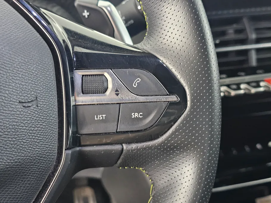 2022 Peugeot 2008 GT 