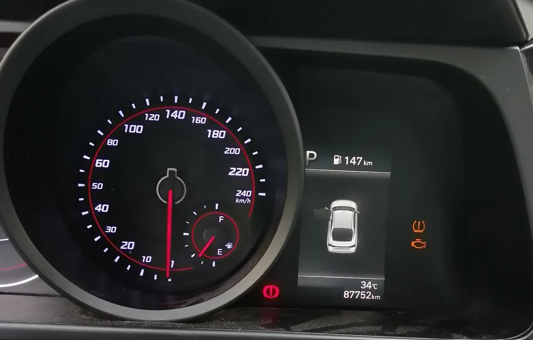 2023 Hyundai Elantra Smart 