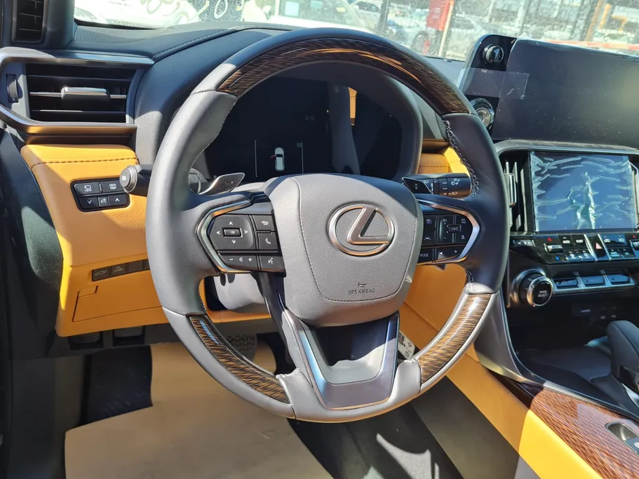 2025 Lexus LX 700 BH Hybrid Elite 