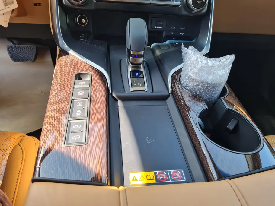 2025 Lexus LX 700 BH Hybrid Elite 