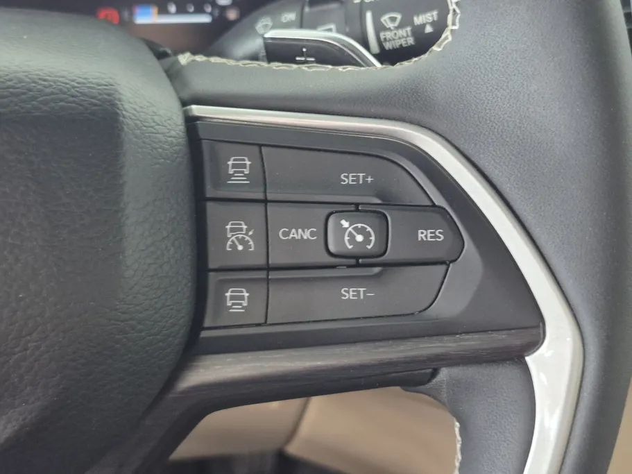 2023 Jeep Grand Cherokee ليمتد 