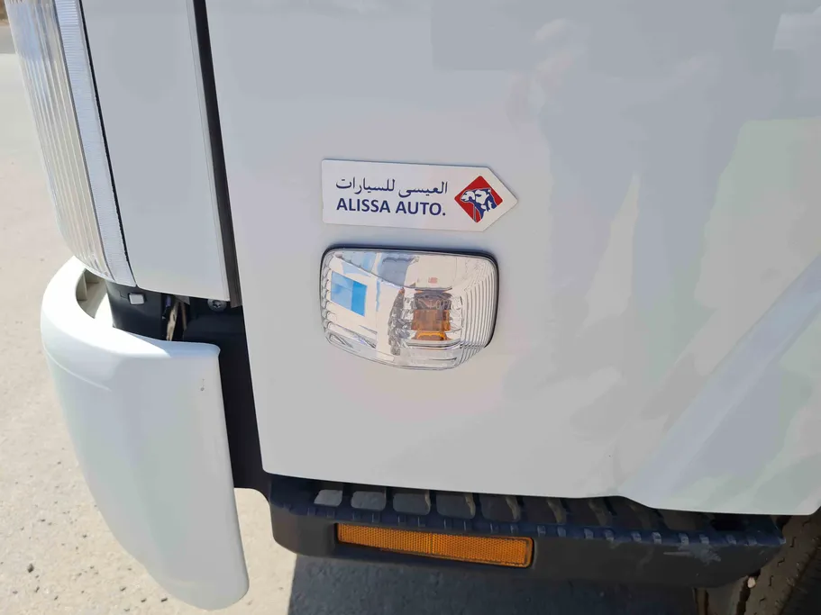 2025 Isuzu Dyna شاص طويل 