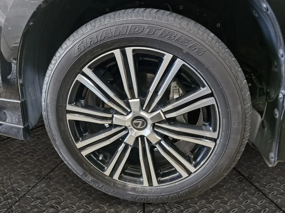 لكزس LX 570 S 2021 