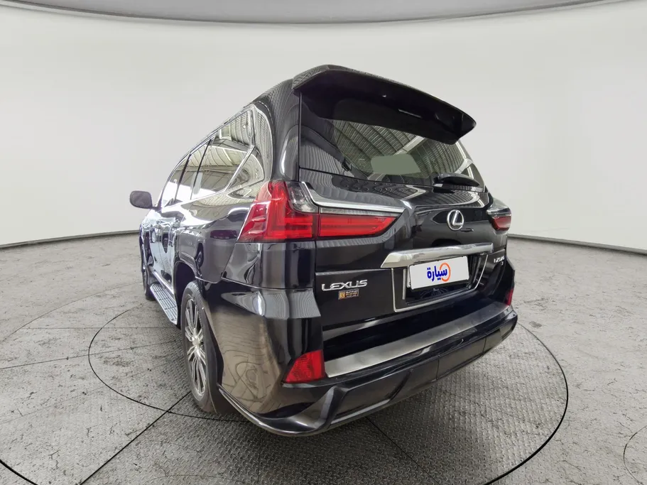 لكزس LX 570 S 2021 