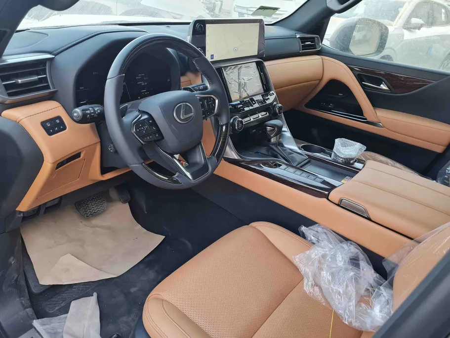 2025 Lexus LX 600 BB Elite 
