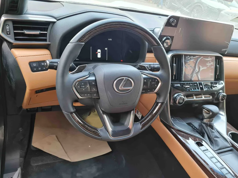 2025 Lexus LX 600 BB Elite 