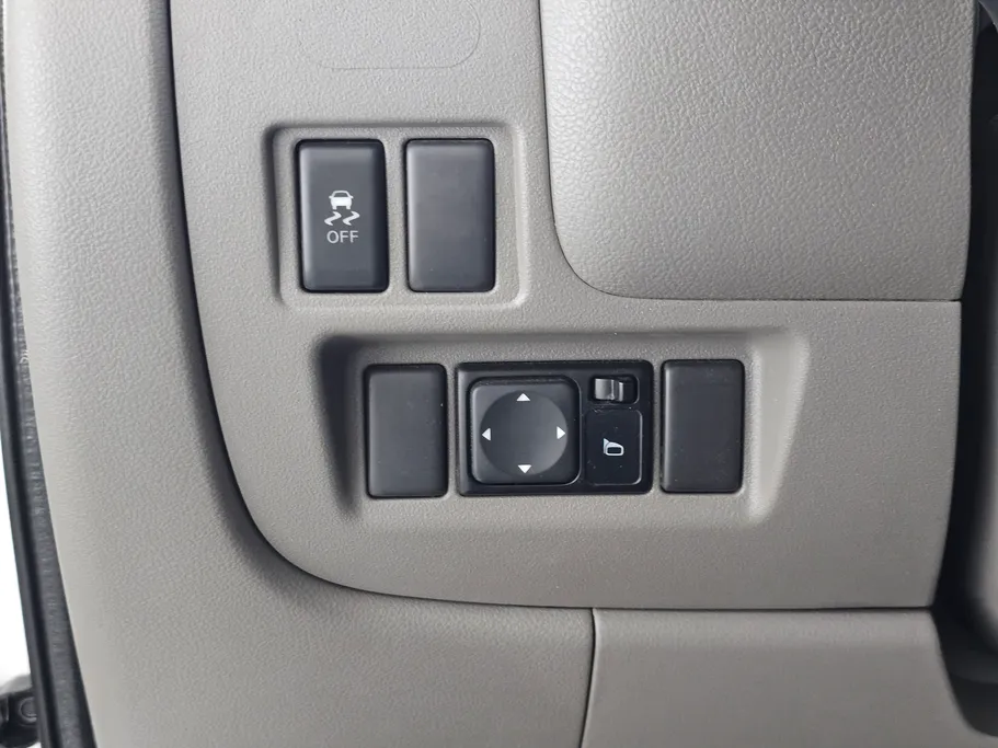 2020 Nissan Sunny SV 