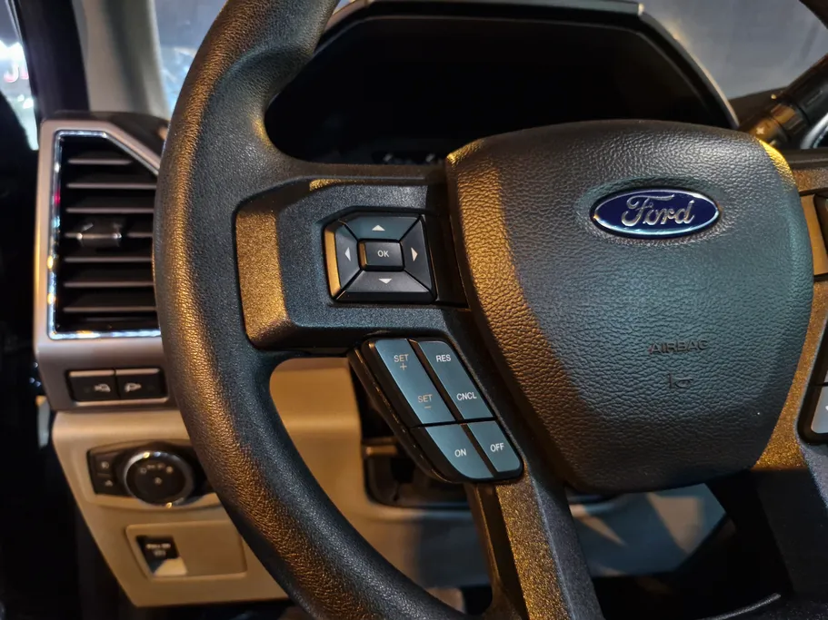 2020 Ford F150 XLT 