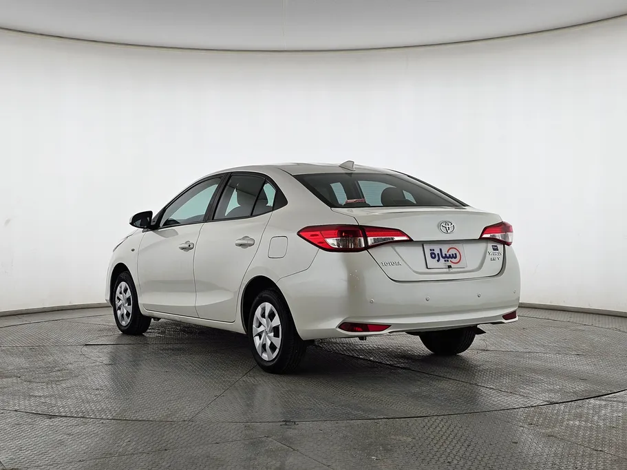 2019 Toyota Yaris  Y 