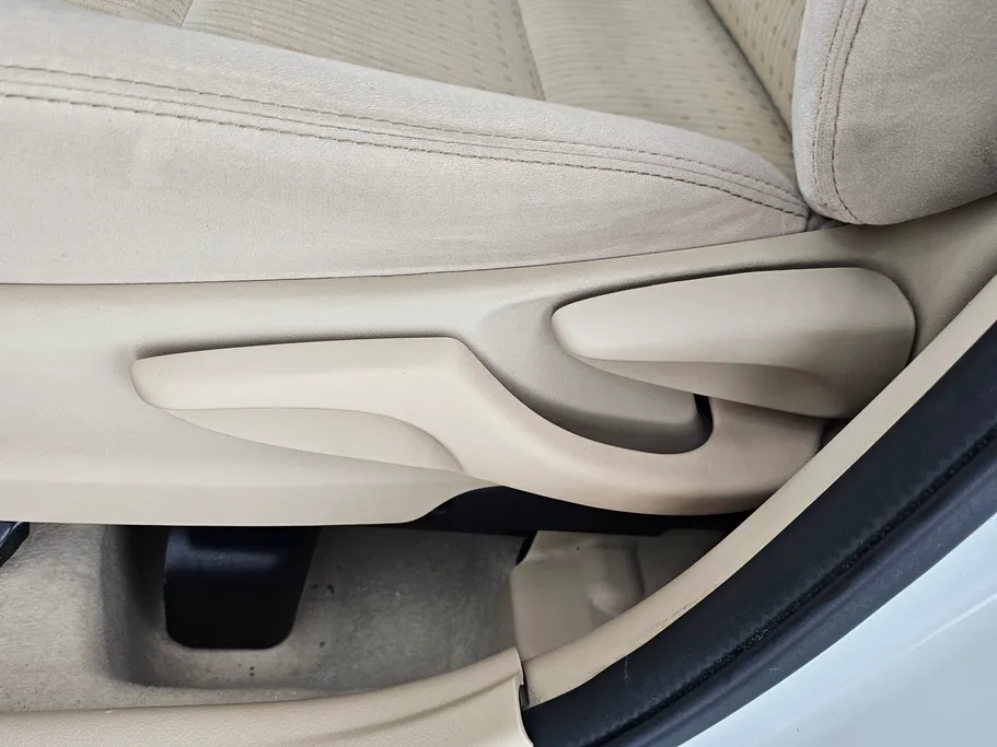 2019 Toyota Yaris  Y 