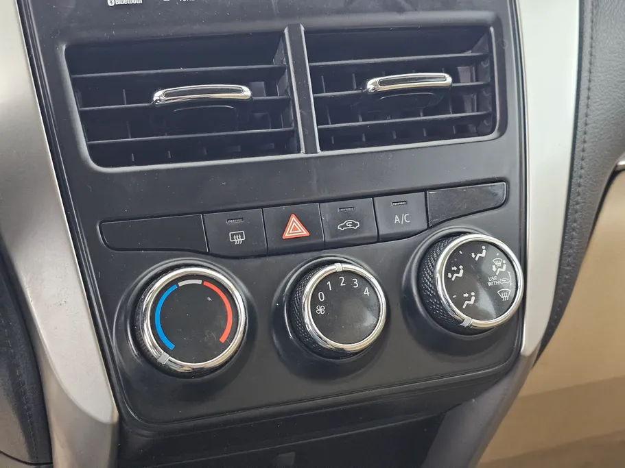 2019 Toyota Yaris  Y 