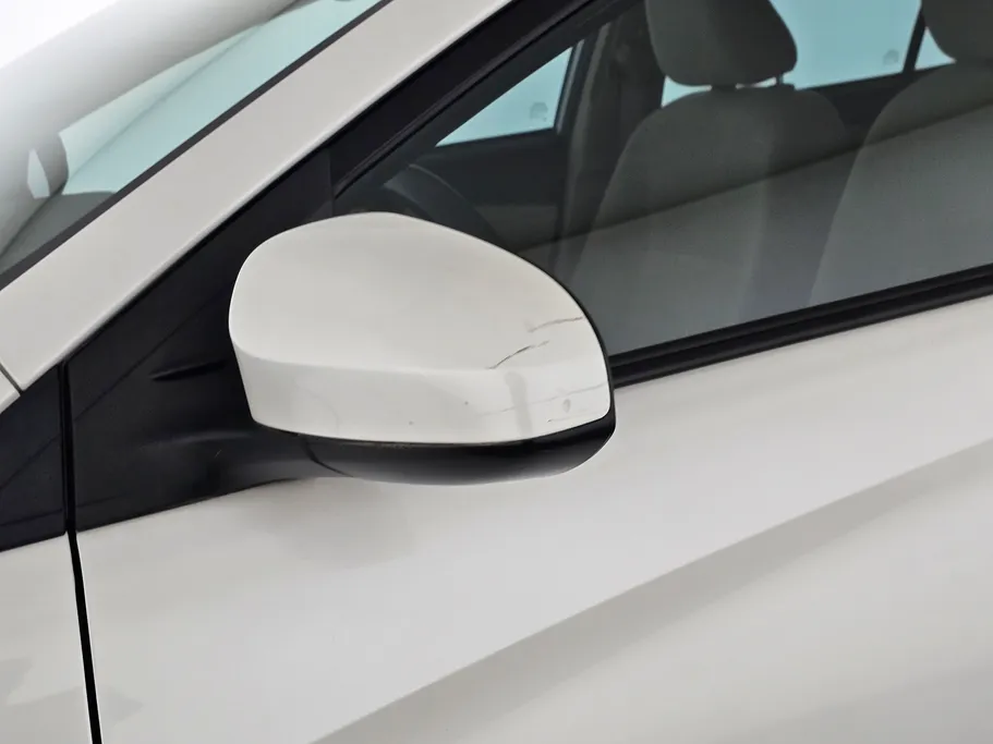 2019 Toyota Yaris  Y 