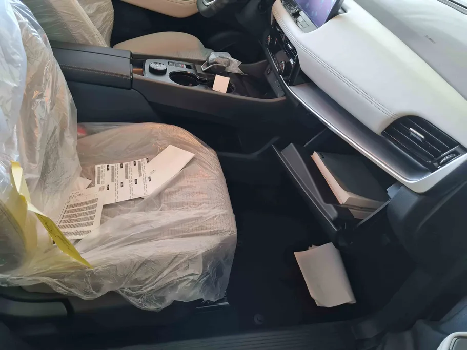 2025 Nissan Xtrail SV 