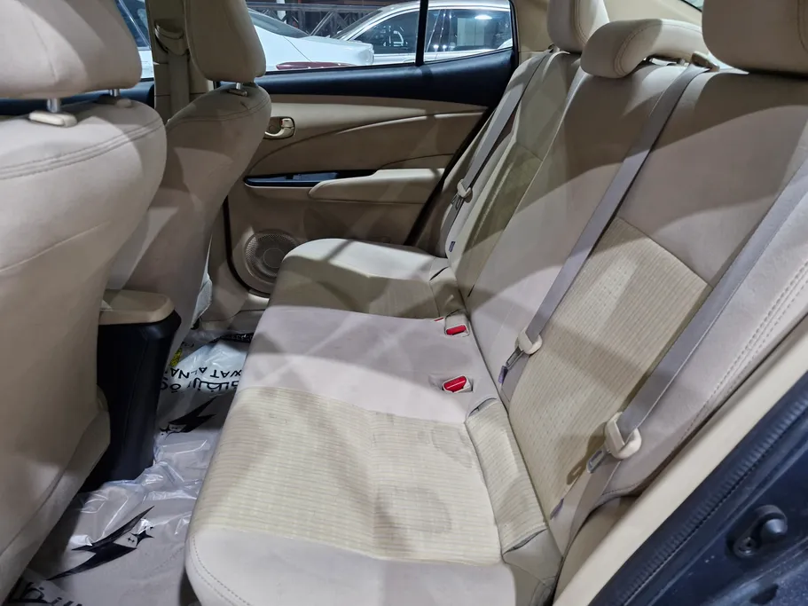2022 Toyota Yaris  Y 