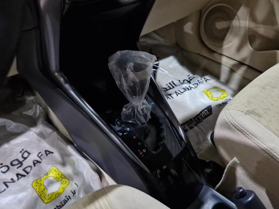 2022 Toyota Yaris  Y 