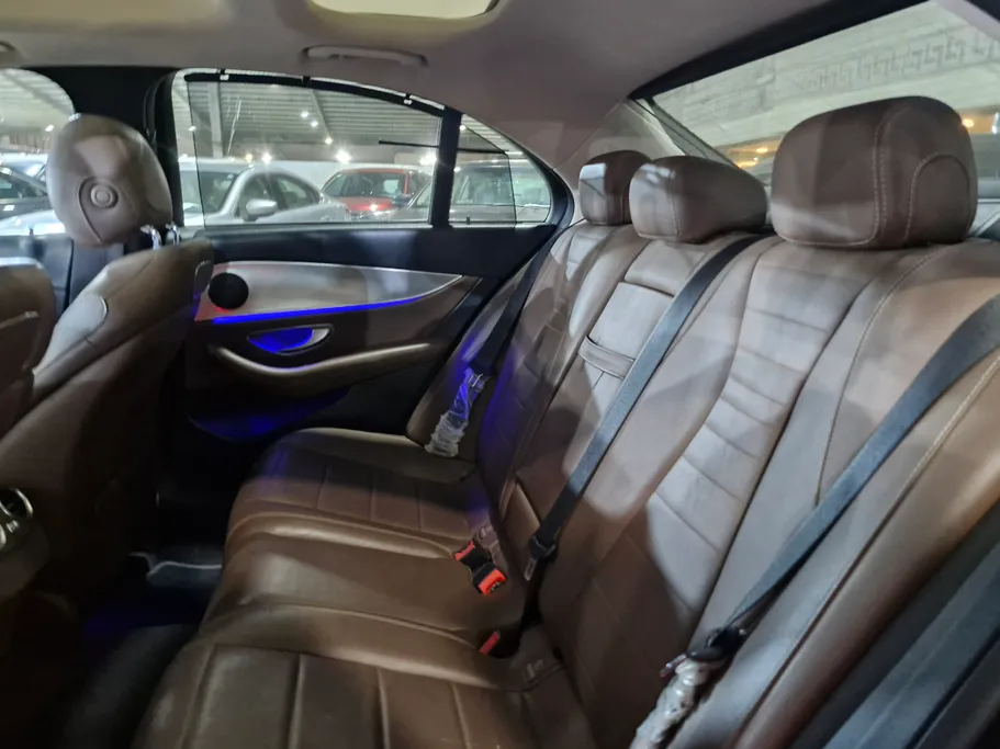 2020 Mercedes E 200 