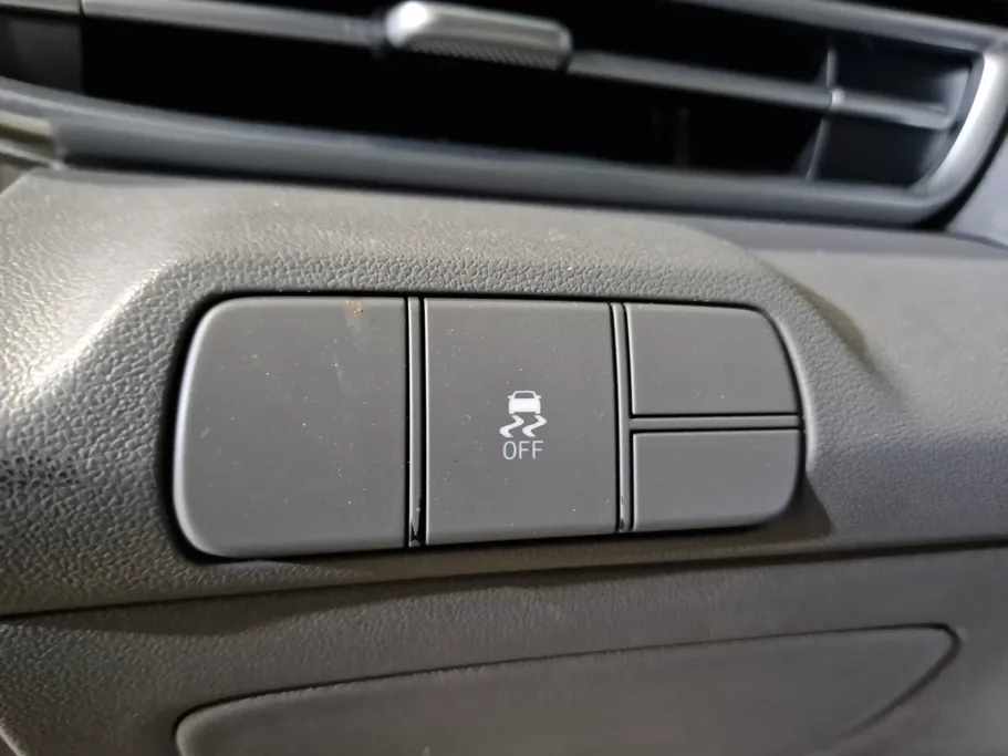 2023 Hyundai Elantra Smart 