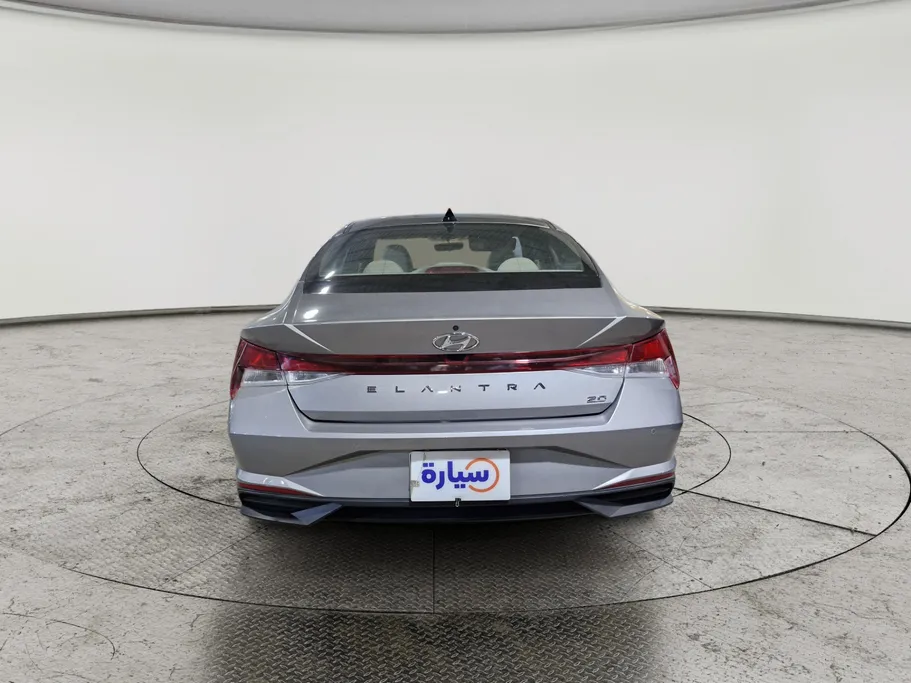 2023 Hyundai Elantra Smart 