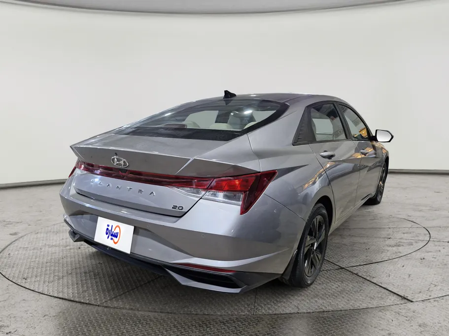 2023 Hyundai Elantra Smart 