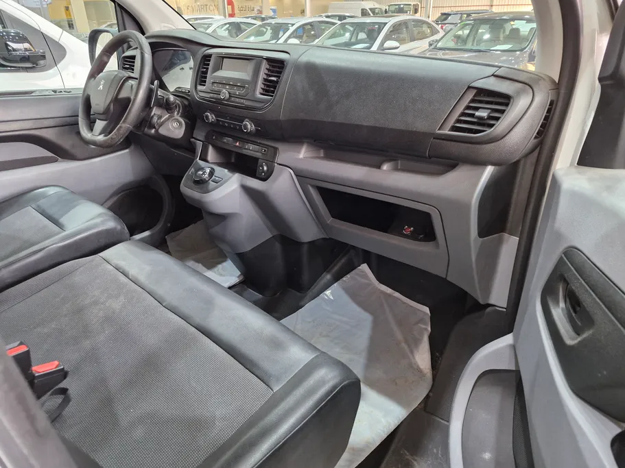 2021 Peugeot Expert VAN 