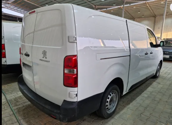 2021 Peugeot Expert VAN 