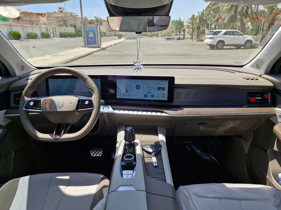 2025 MG RX9 COM 