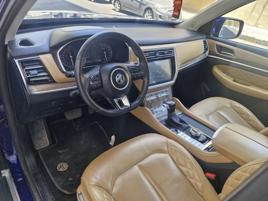 2022 MG RX8 LUX 