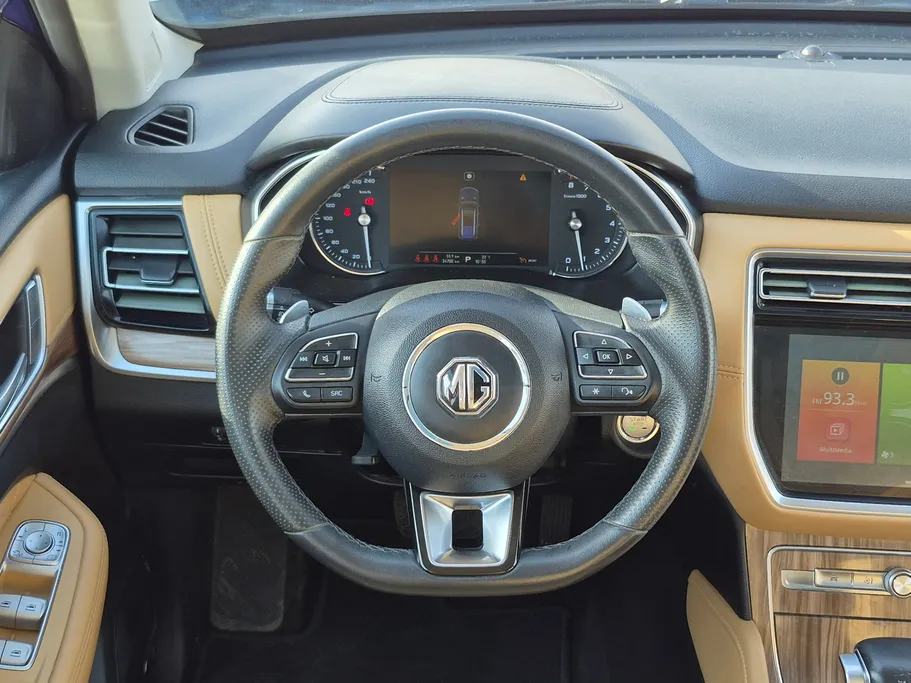 2022 MG RX8 LUX 