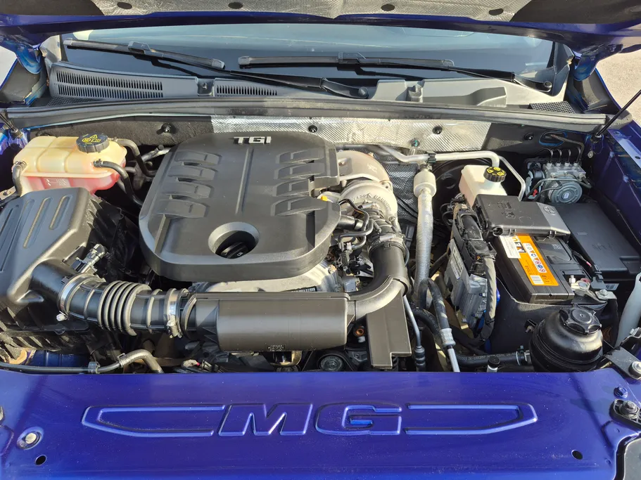 2022 MG RX8 LUX 