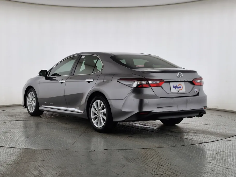 2024 Toyota Camry  GLE 
