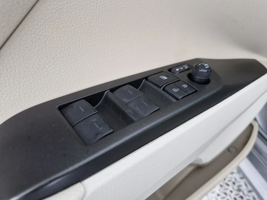 2024 Toyota Camry  GLE 