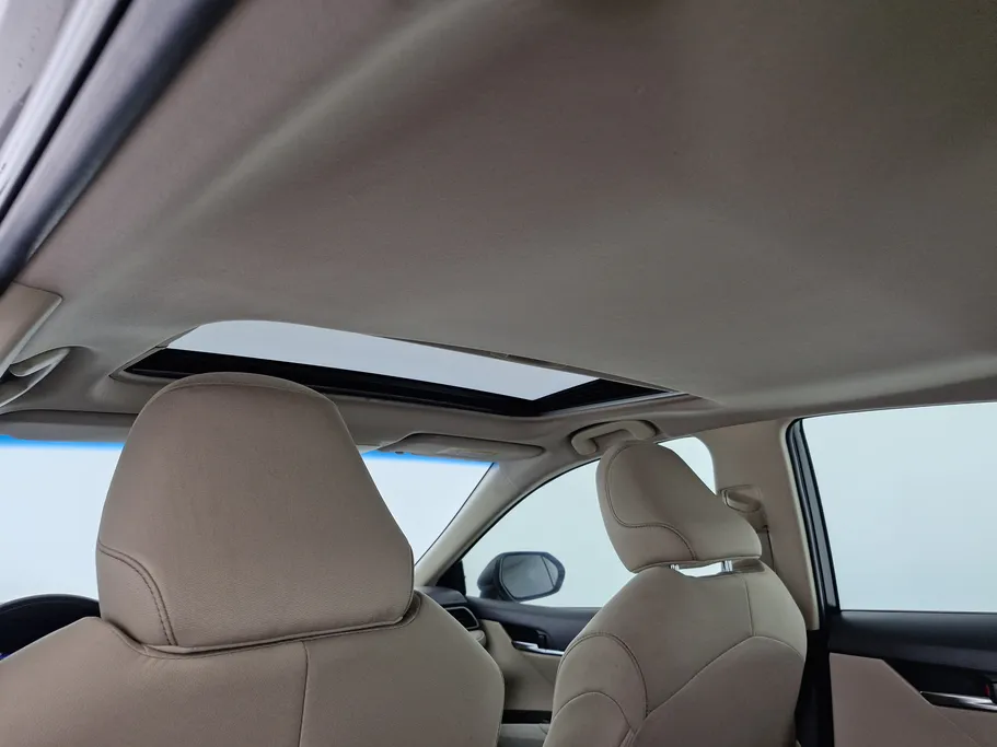 2024 Toyota Camry  GLE 